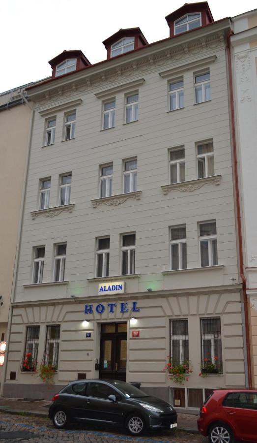 Hotel Aladin Praga Exterior foto